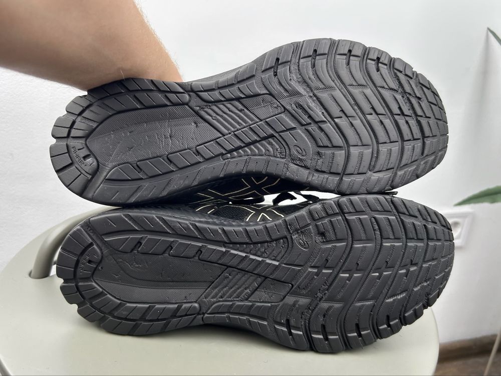 Оригінал! Кросівки Asics GT 1000 Gore Tex 45 розмір 03746