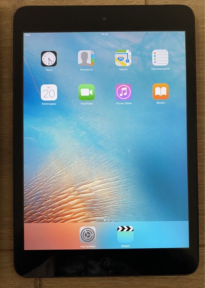 Продам iPad mini 1 Wi-Fi + 3G