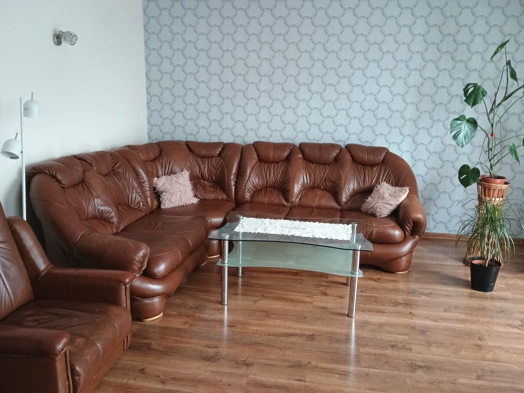 Kanapa narożna skórzana