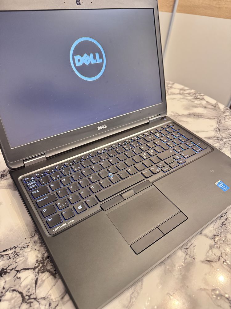 Срочно! Ноутбук. Dell latitude e5550 • i7-5600U • 16GB • 500gbSSD