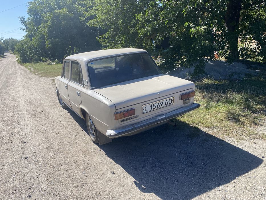 Продам ваз 21013
