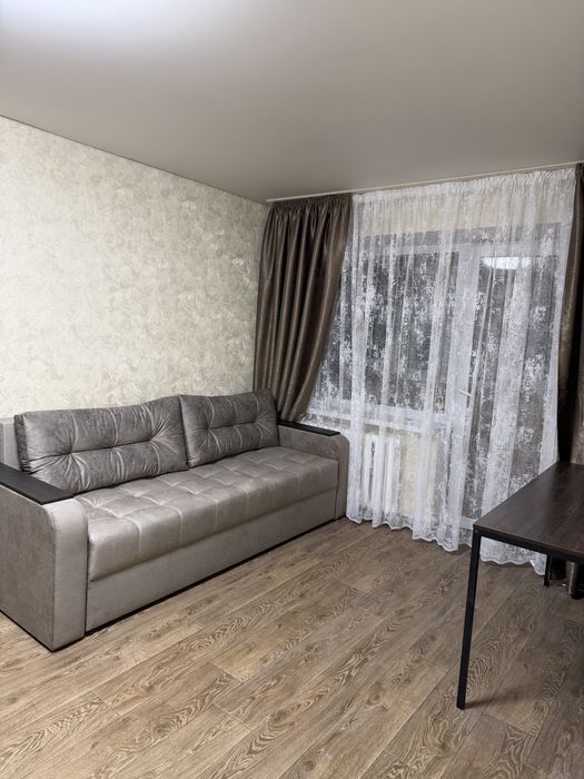 Здам 2 кімнатну квартиру по шевченка 4 а.Світло не виключають