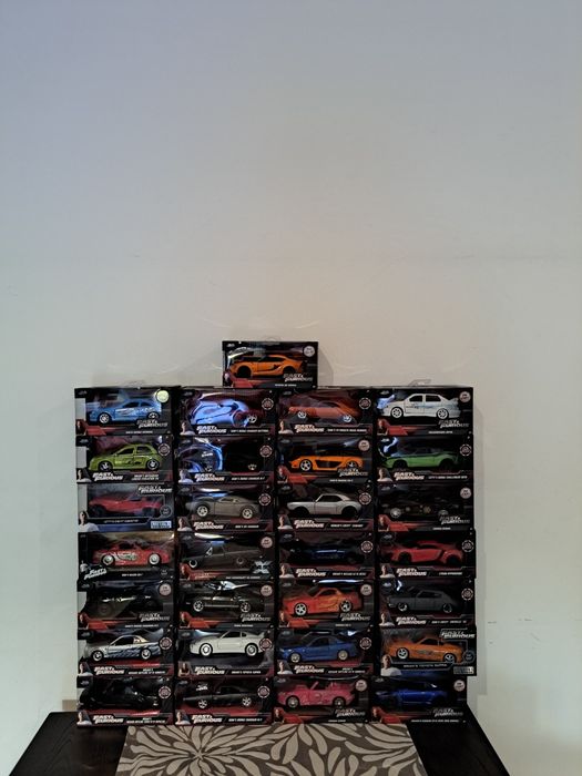 Fast & Furious Carros velocidade furiosa
Scale 1:32
