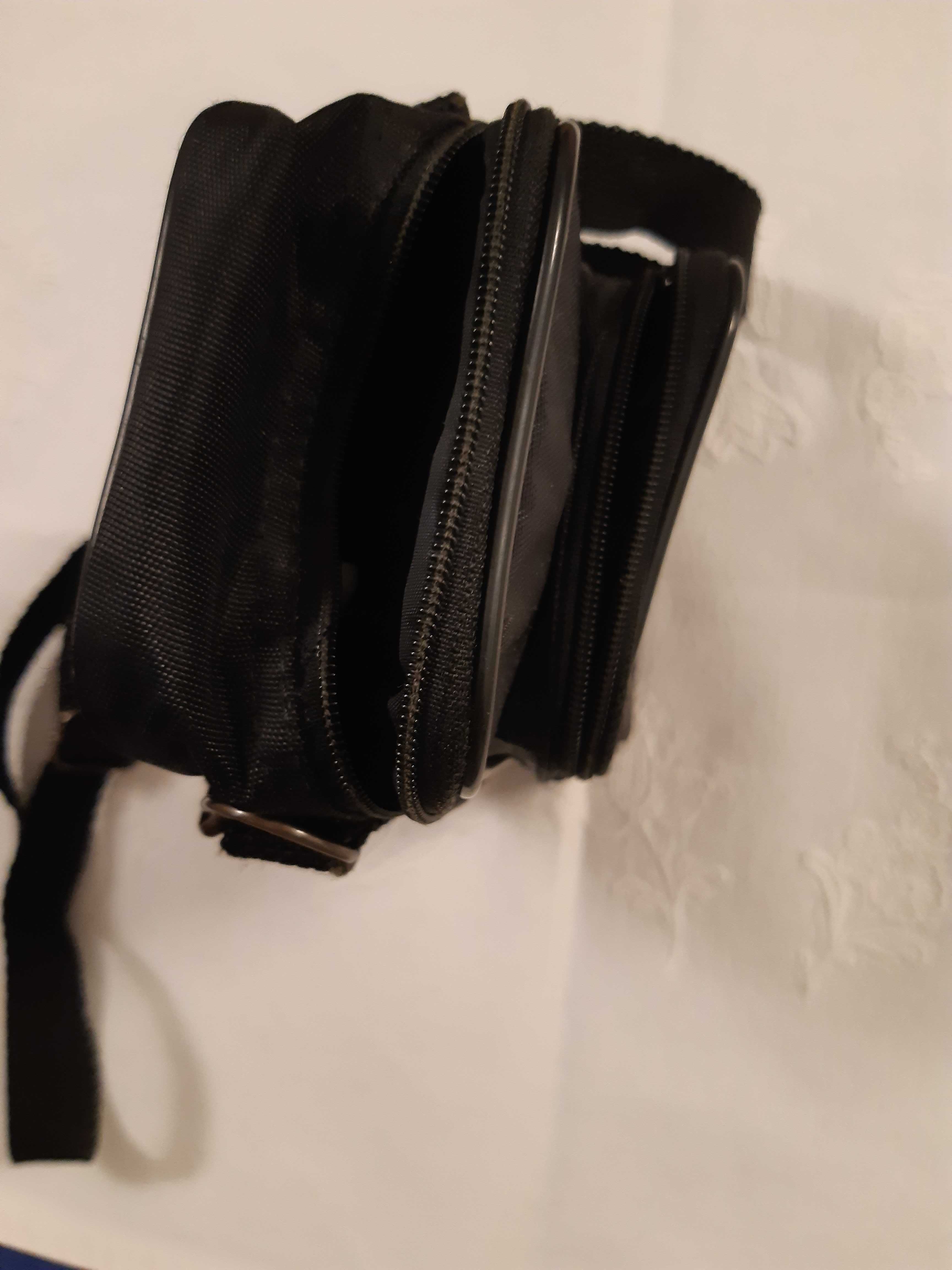 Etui na aparat fotograficzny