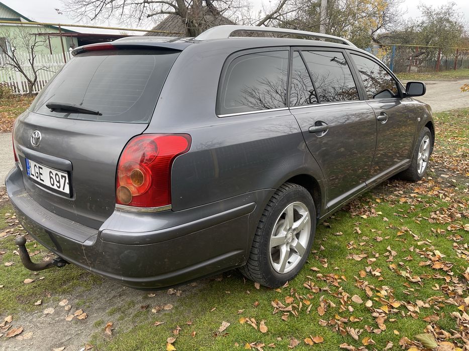 Toyota Avensis тойота авенсис