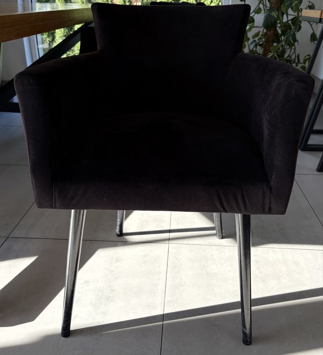 Krzesło fotel tapicerowany do jadalni nowoczesny czarny