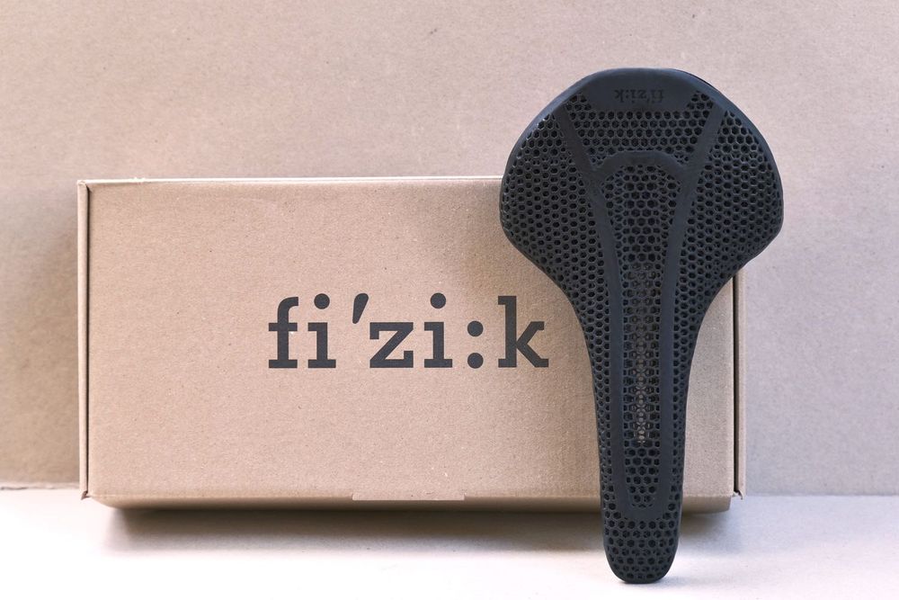 FIZIK siodło Vento Antares R1 Adaptive 150 mm