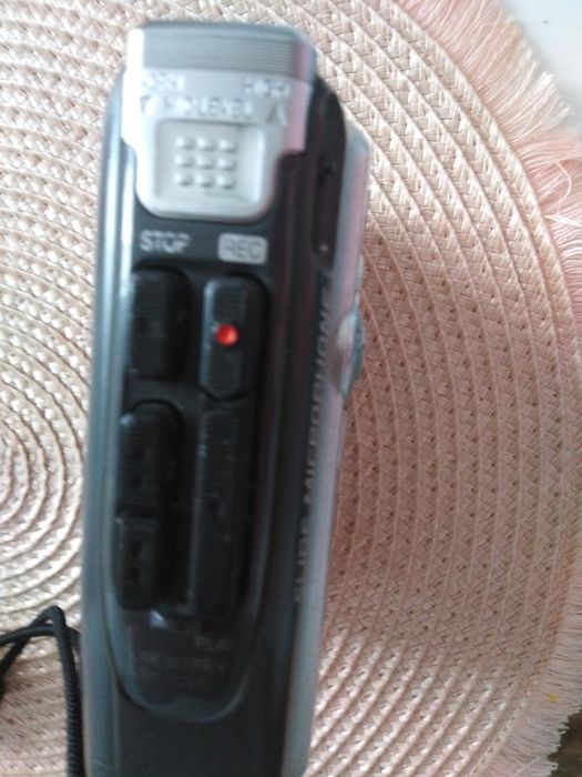 nagrywarka kasetowa z kasetą  walkmen prl