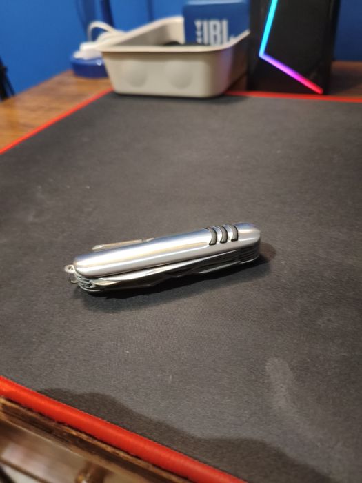 Scyzoryk wielofunkcyjny, szary