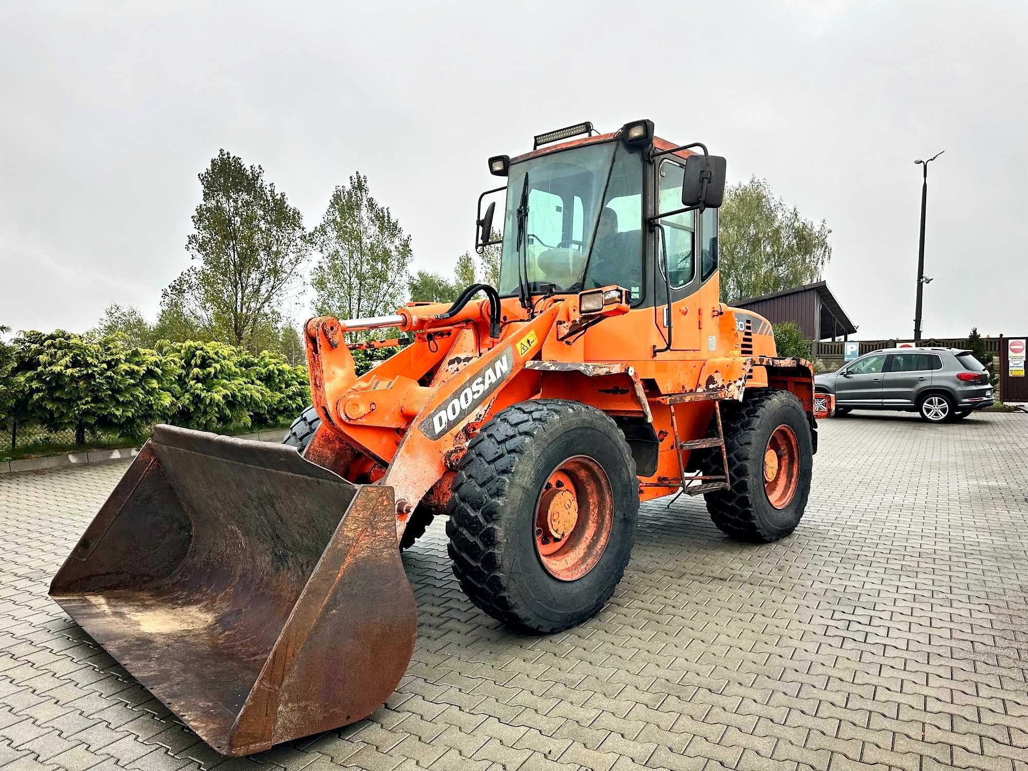 ładowarka czołowa DOOSAN DL160 waga 9000kg kamera CUMMINS 2040mtg 2010