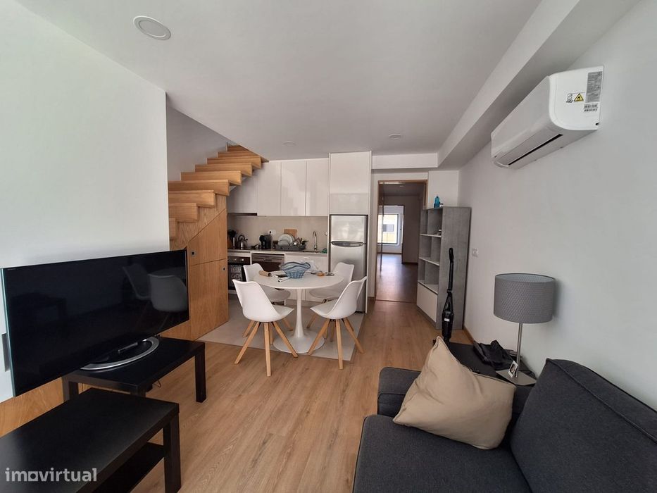 T2 Dúplex Mobilado e Equipado - Viseu