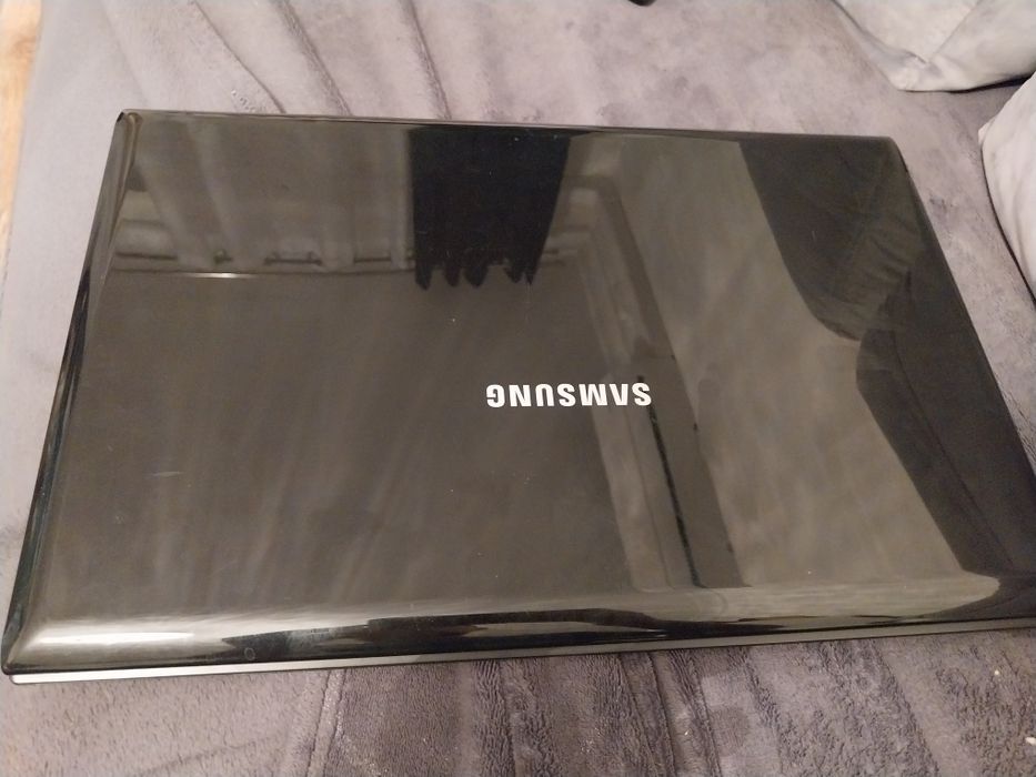Laptop np-r720 Samsung