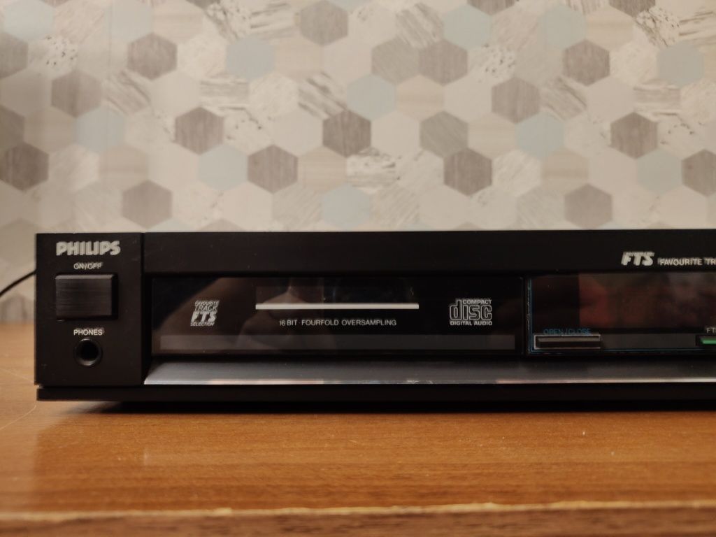 Odtwarzacz CD Philips, CD 660 TDA1541