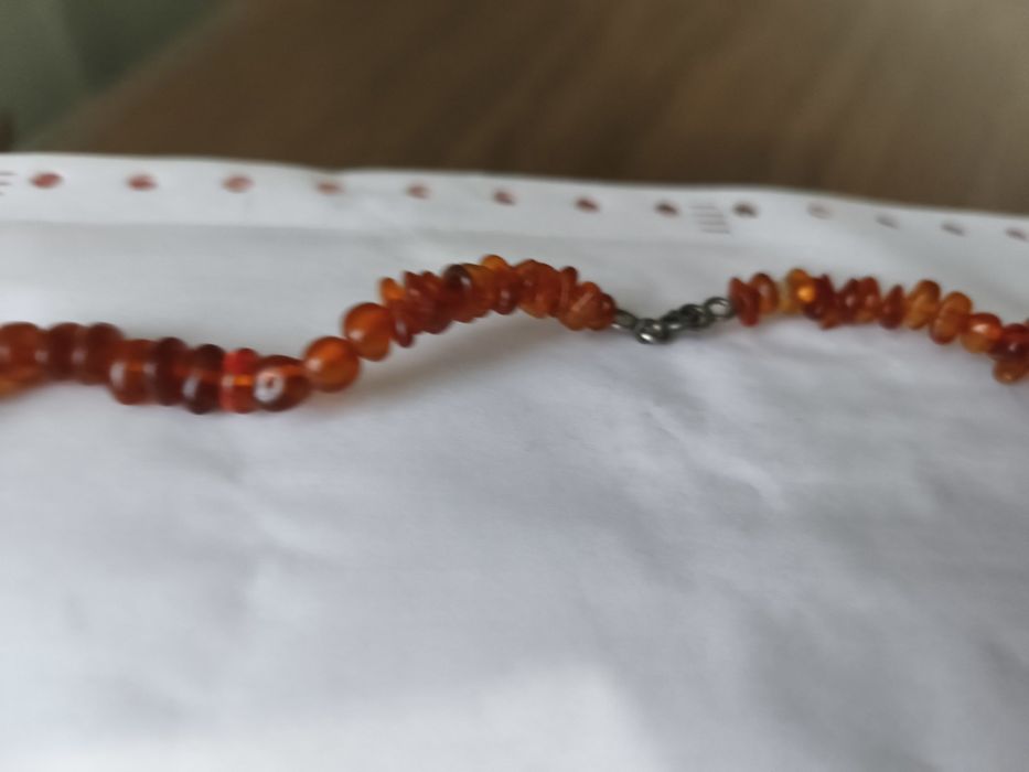 Янтарное ожирелье ( бусы)