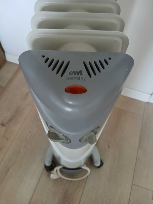 Масляний радіатор обігрівач камін EWT Germany