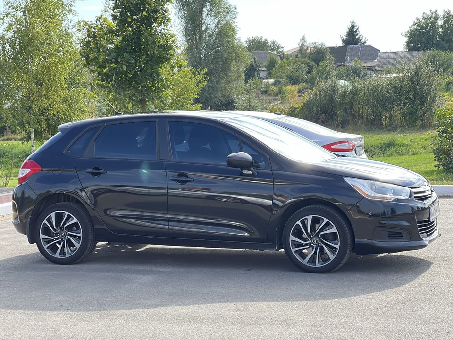 Citroën C4 II (B7) • 2012 рік • 1.6 VTi (EP6C) • Автомат