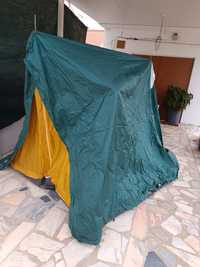 Duas tendas em bom estado, em cada tenda cabe 2/3 pessoas, 35€ cada te