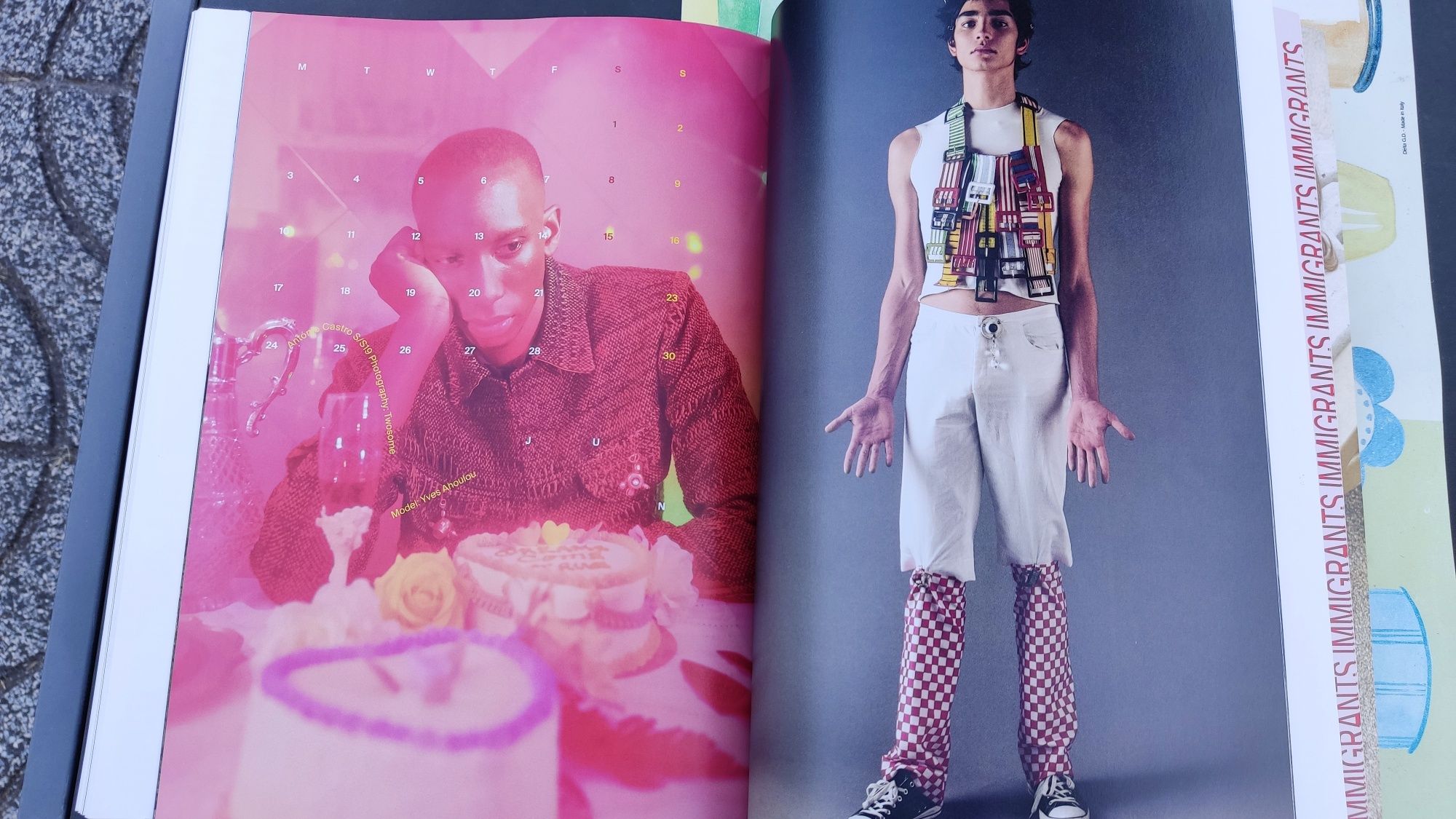 Varios números de revista de moda Prinçipal