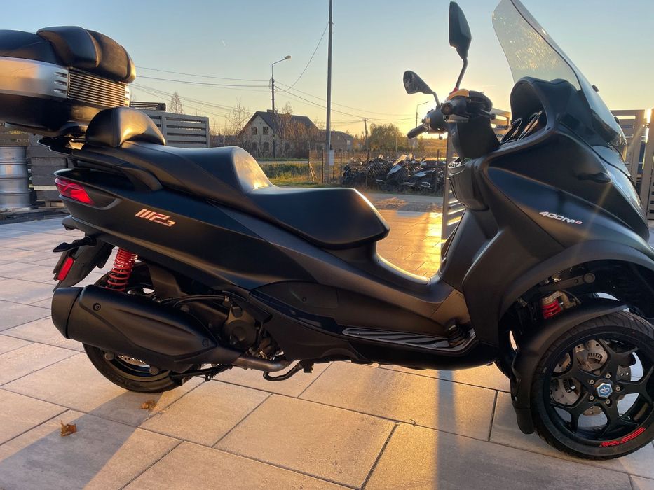 Piaggio MP-3 **Piaggio Mp3**400*Hpe*L5e*Sport*K-B*2021rok**500**350**300*