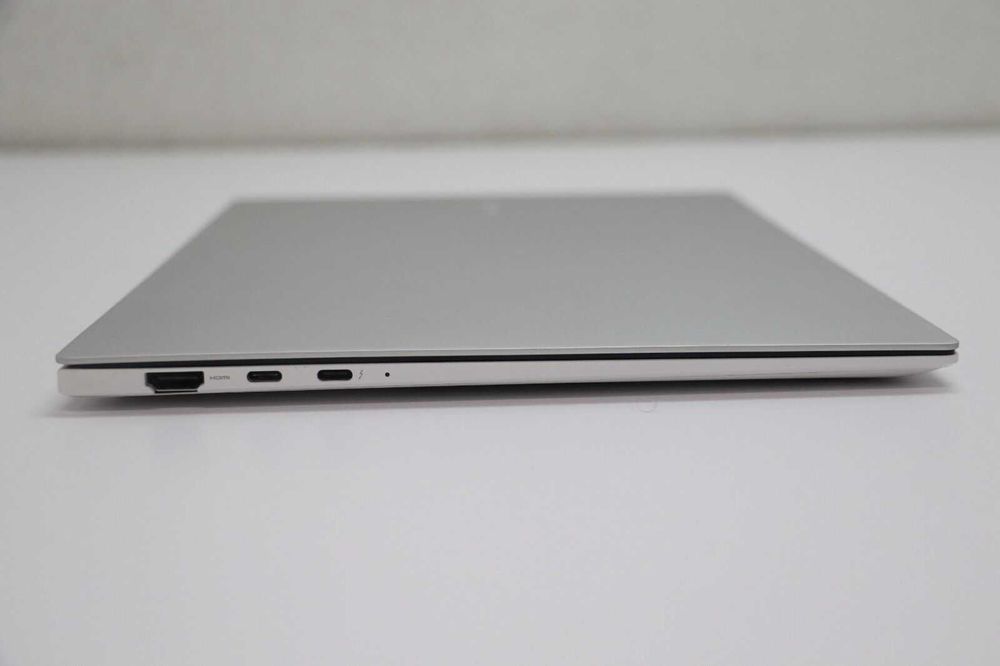 Samsung Galaxy Book Pro 15.6" FHD AMOLED 512GB SSD 16GB RAM i7-1165G7