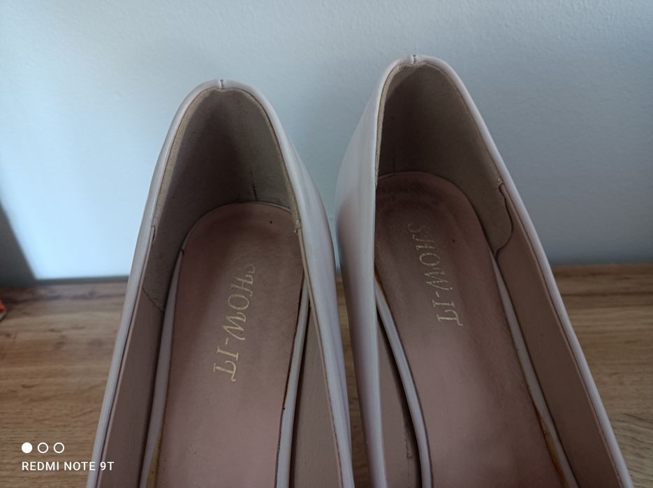 Wysokie szpilki nude cieliste na delikatnej platformie 39 40