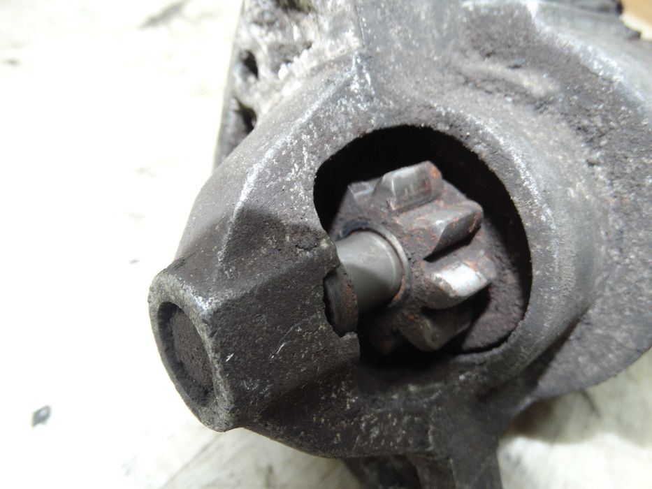 Б/у Стартер Renault Master/Opel Movano 2.5 /2.8 dti (98-03) 7700313447