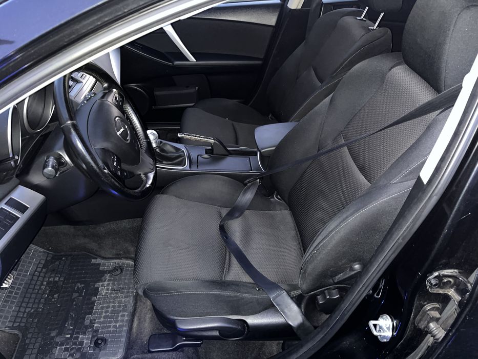 Mazda 3 1.6 diz . 2013