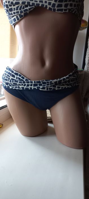 Купальник жіночій.