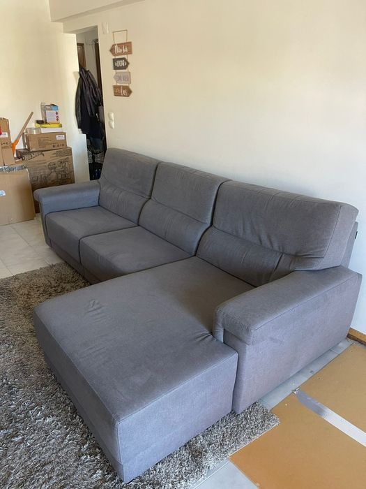 Sofá semi novo chaise long