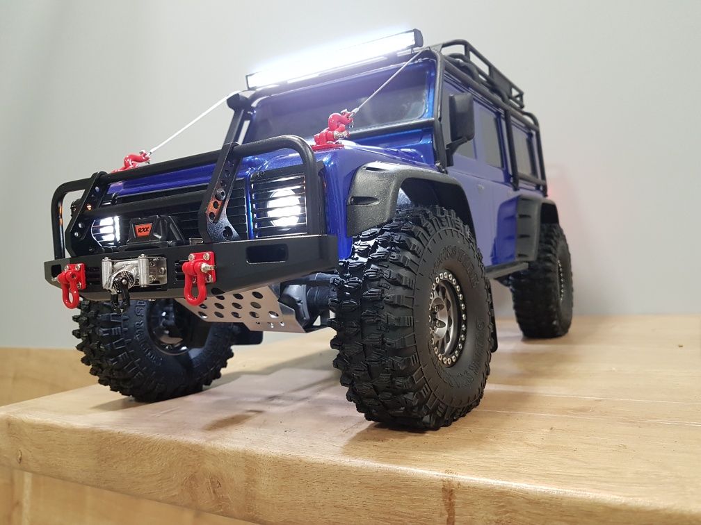 Traxxas Defender trx4