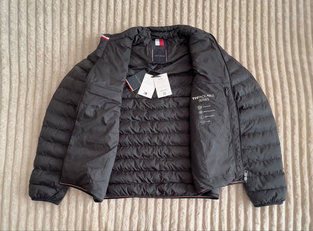 Куртка Tommy Hilfiger оригінал!