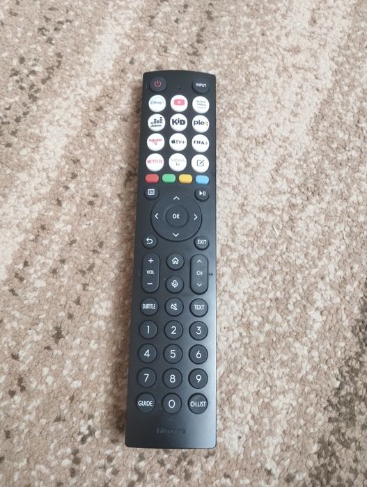 Pilot do tv Oryginalny Hisense Używany