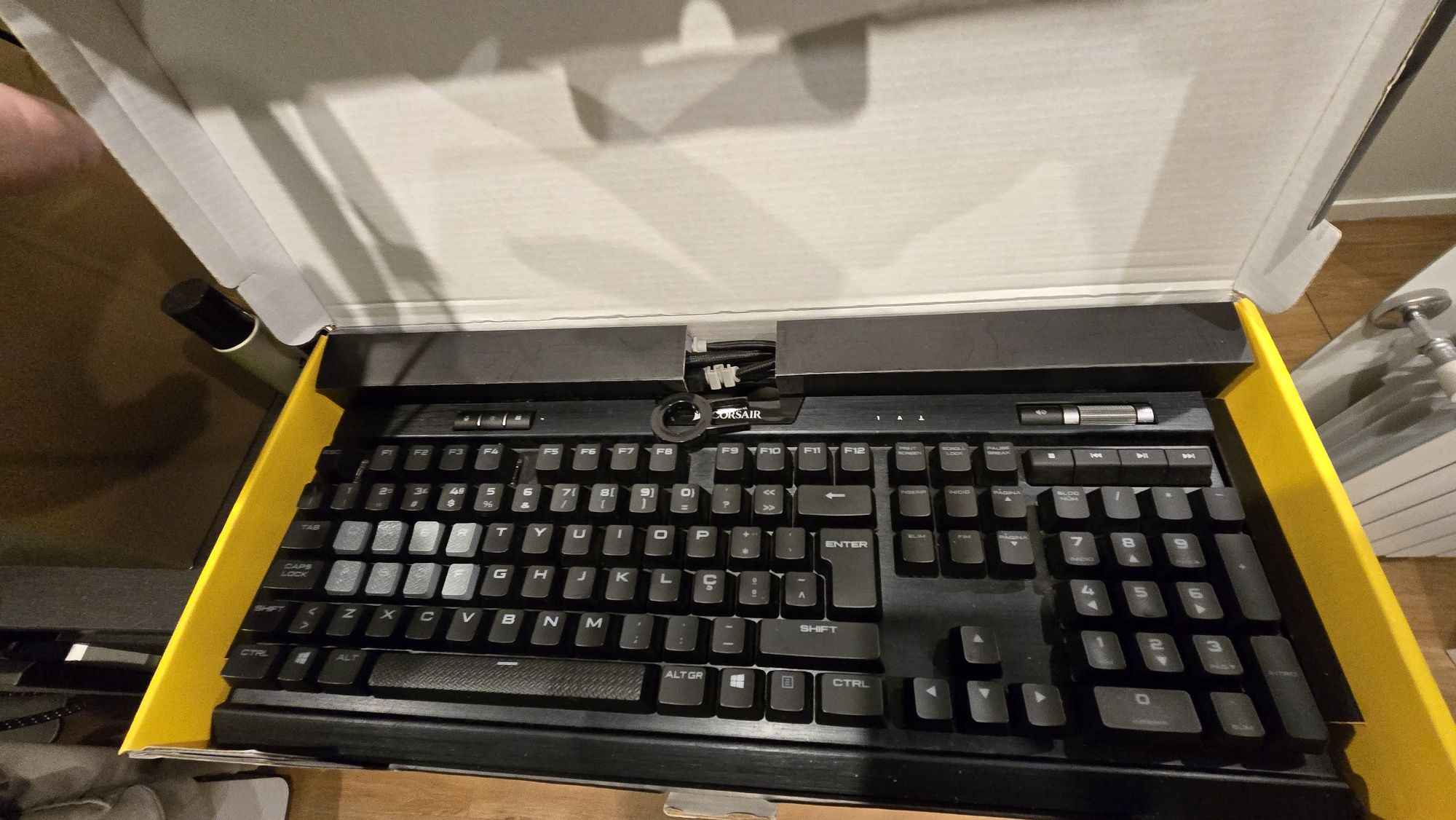 Corsair  k70 mk.2