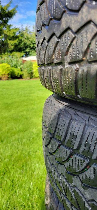Bridgestone Blizzak LM-32