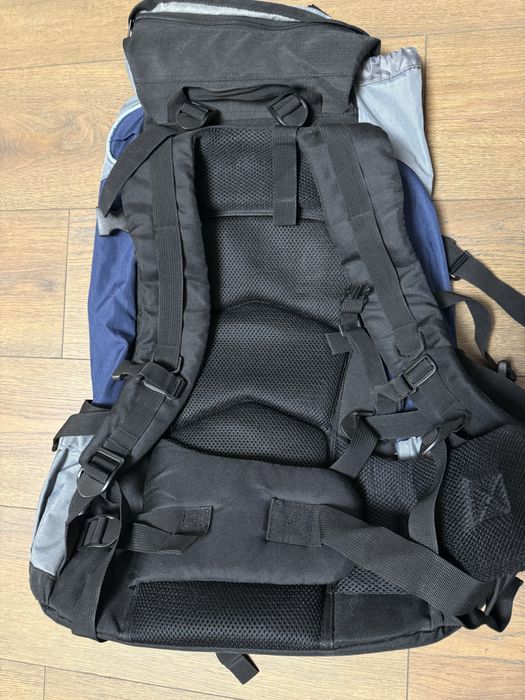 Туристический рюкзак 65 литров