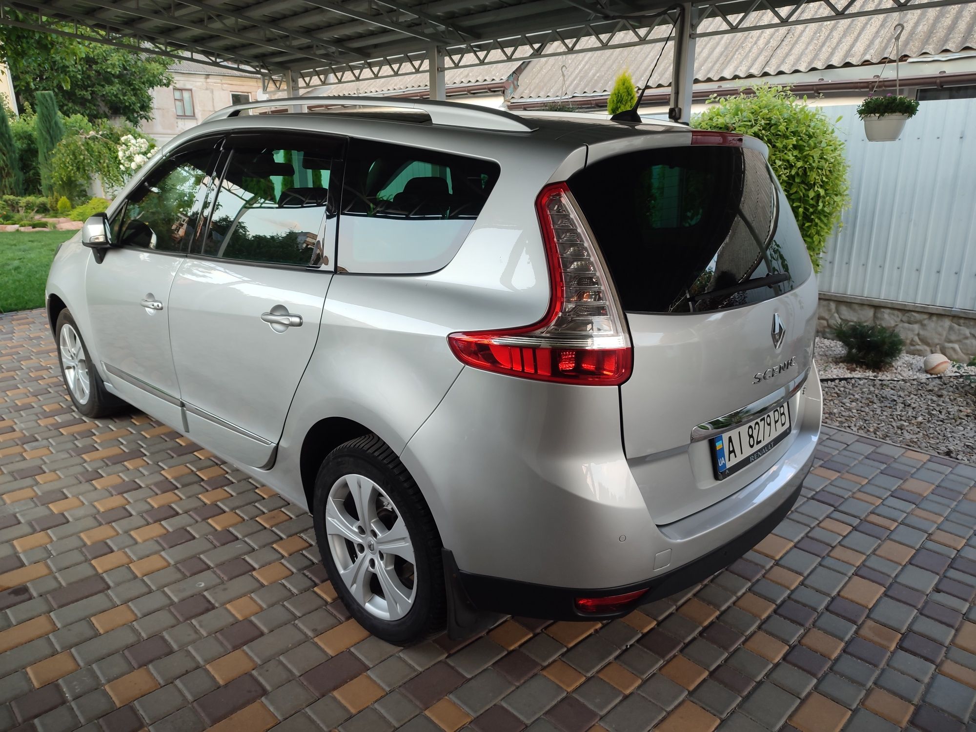 Продам Renault Grand Scenic 3
