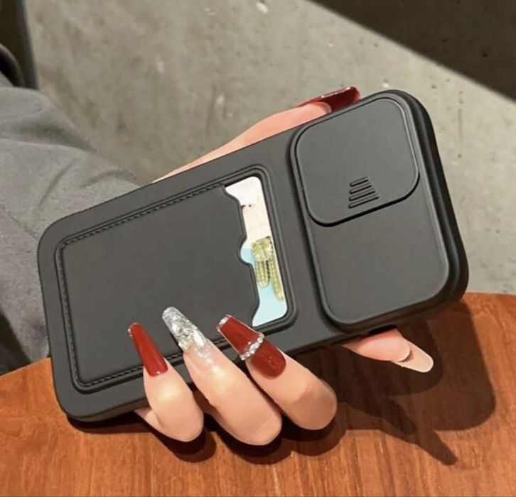 Vendo 4 capas para iPhone 15 Pro - NOVAS