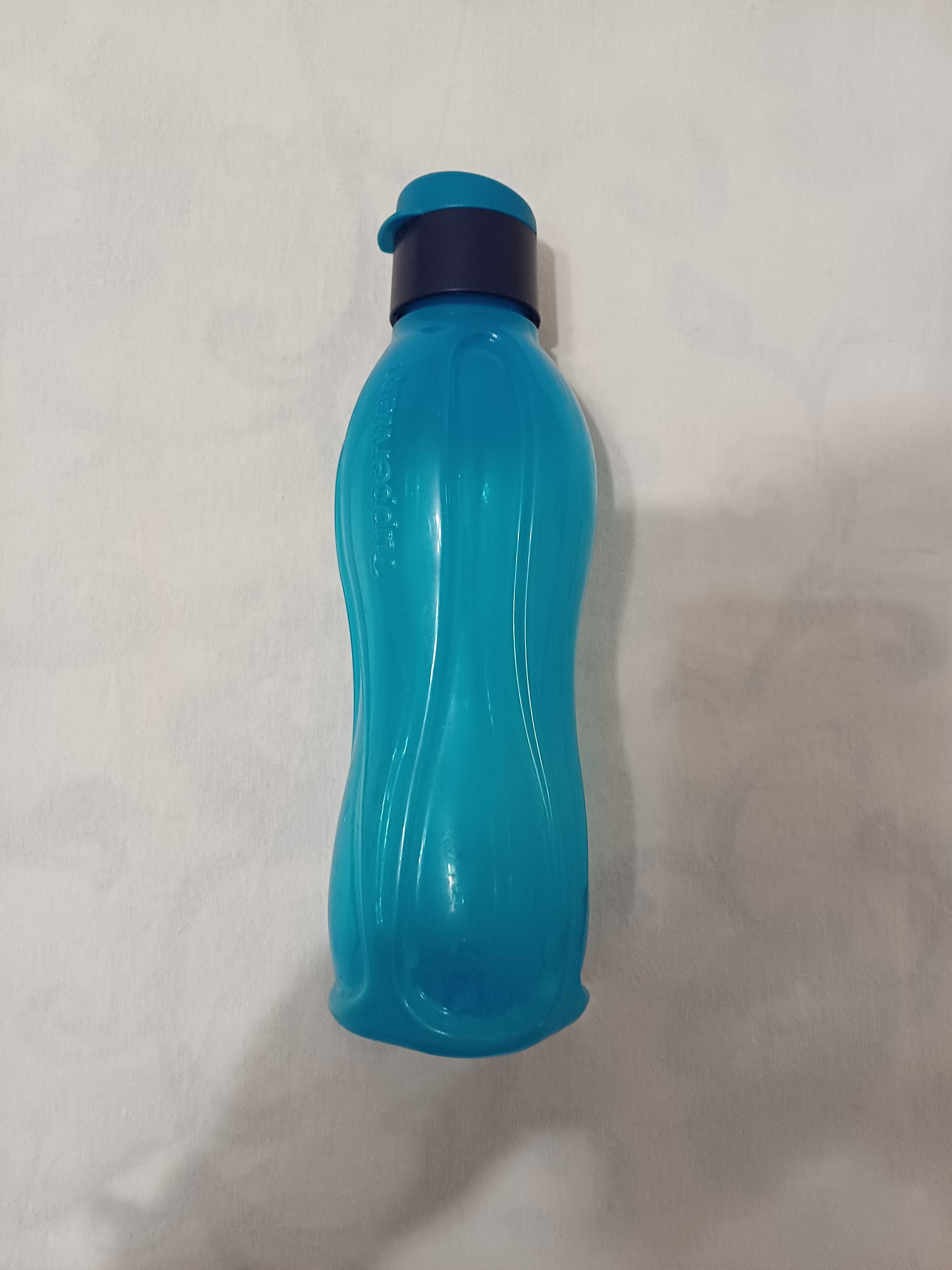 Эко-бутылка 0,75л с клапаном Tupperware синяя