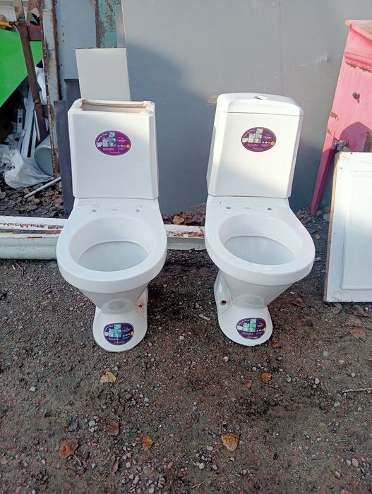 Унітаз б/у в гарному стані.