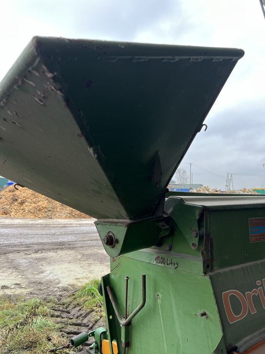 Amazone ADP d9 siewnik 4 metry żmijka zasypowa