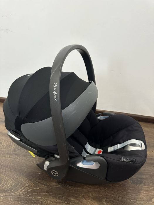 Автокрісло Cybex Cloud Z