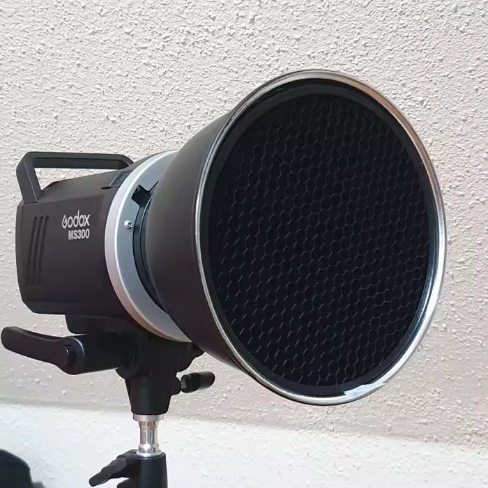 Andoer сотовий рефлектор розсіювач для студійн.світла,кріплення Bowens