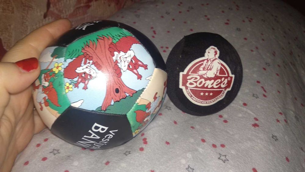 детская игрушка мяч кожзам с белками второй Bones поролон