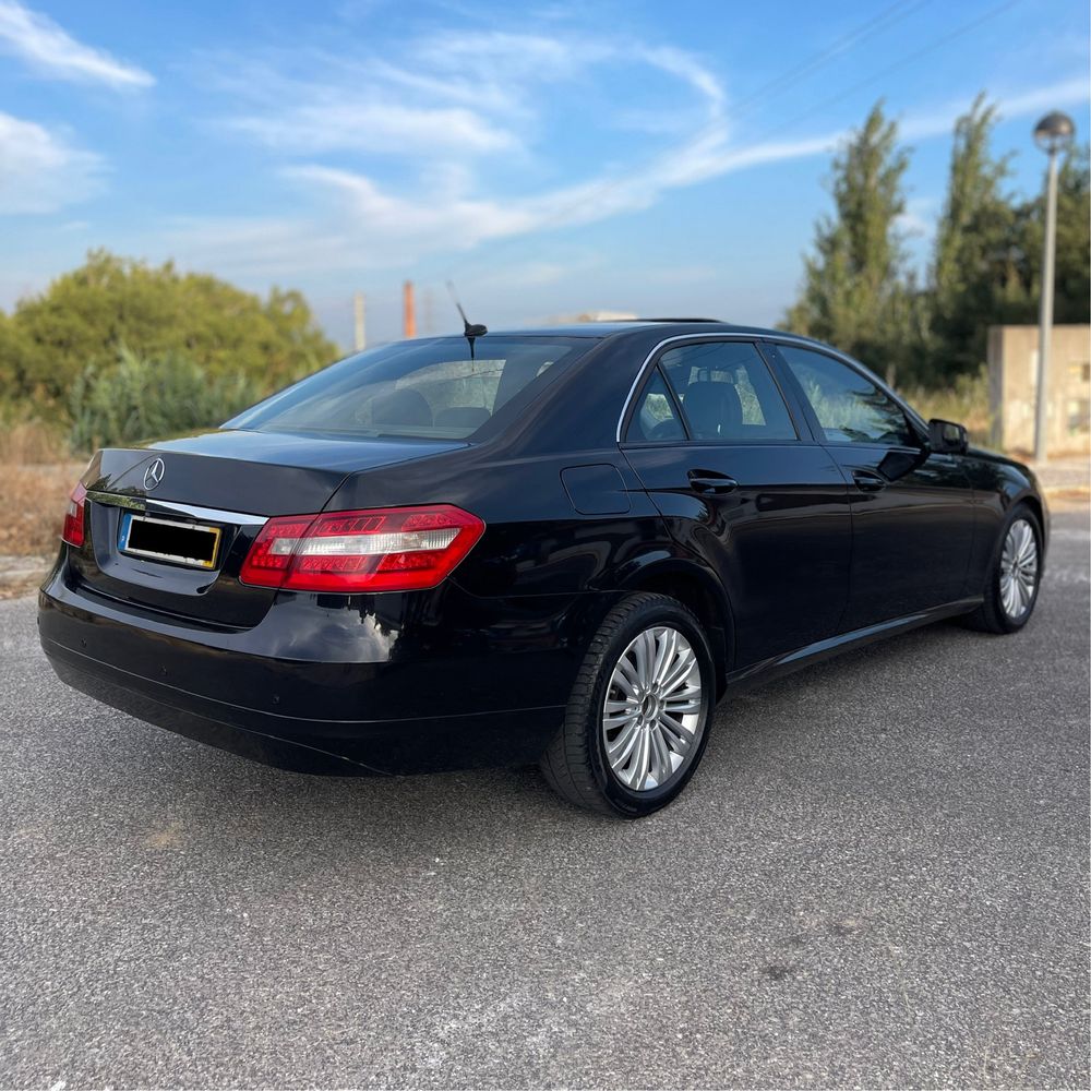 Mercedes-Benz E220 170cv