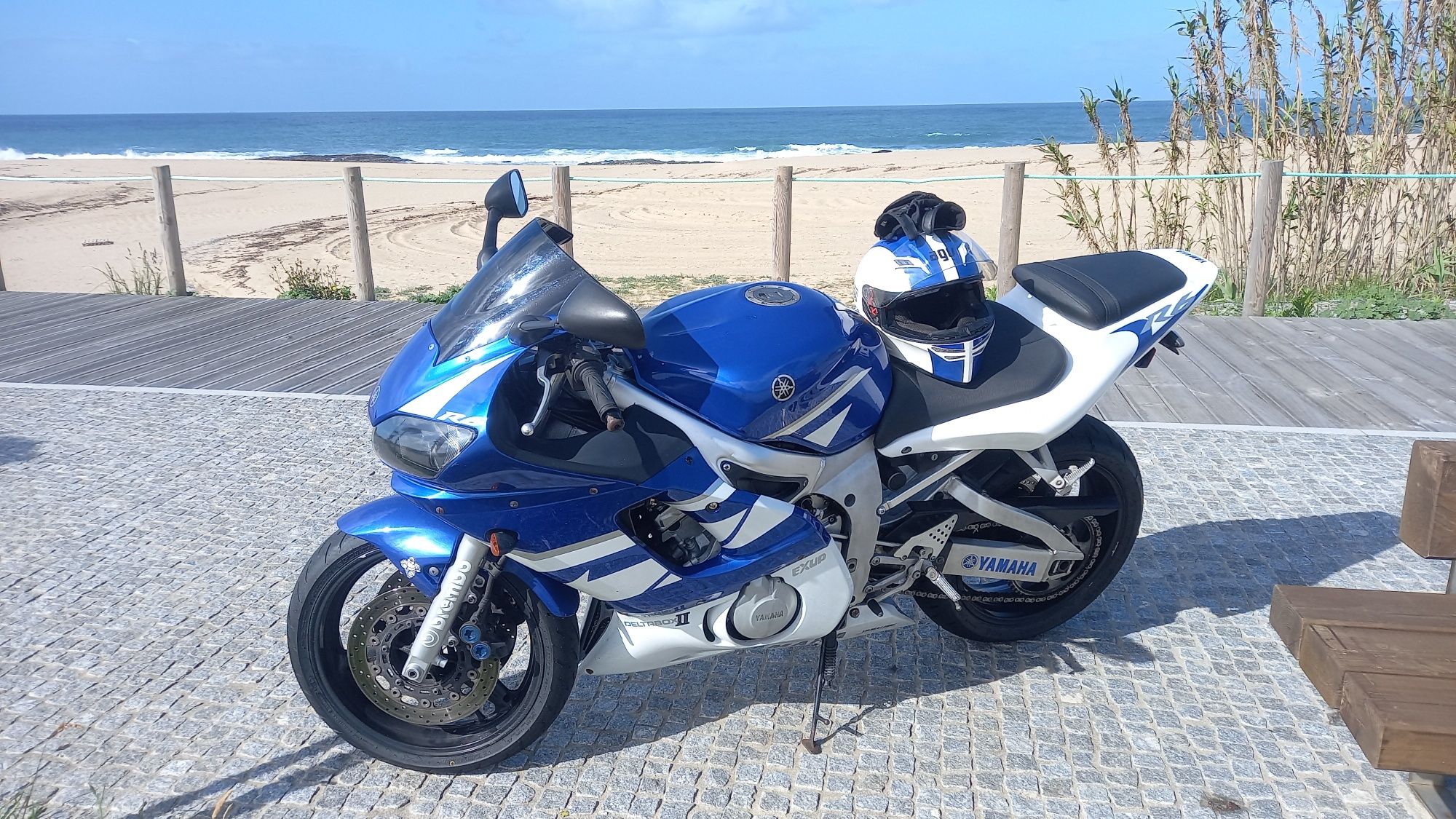 Yamaha R6 Impecável