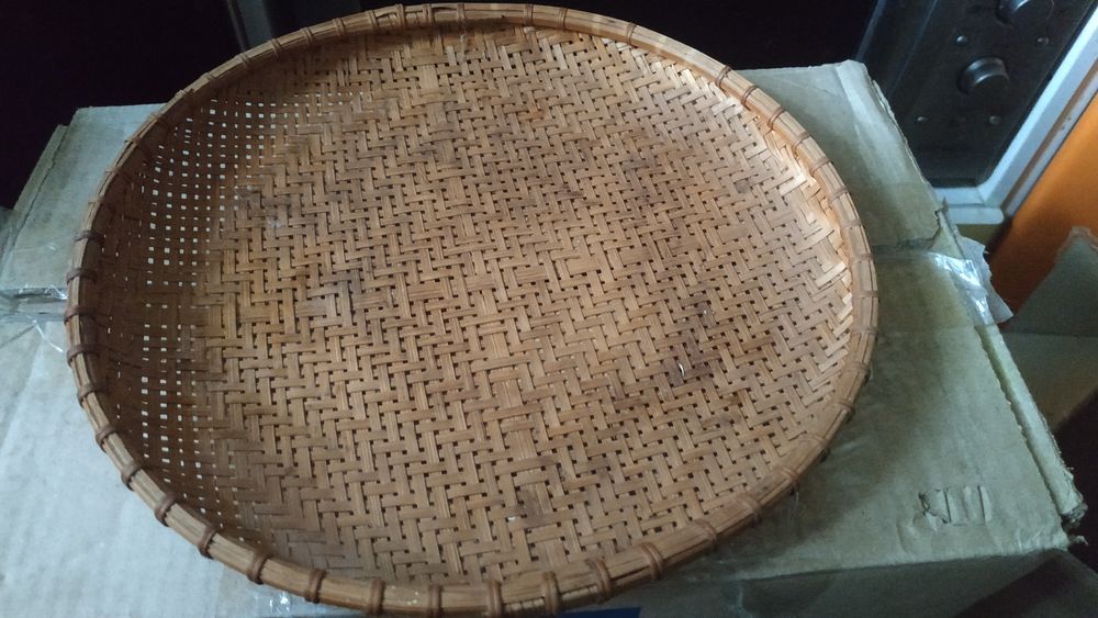 Продам миски, корзинки