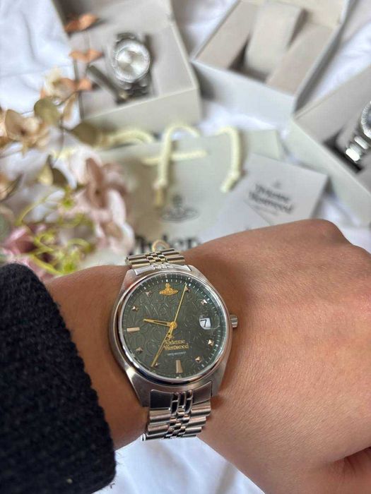 Vivienne Westwood Годинник