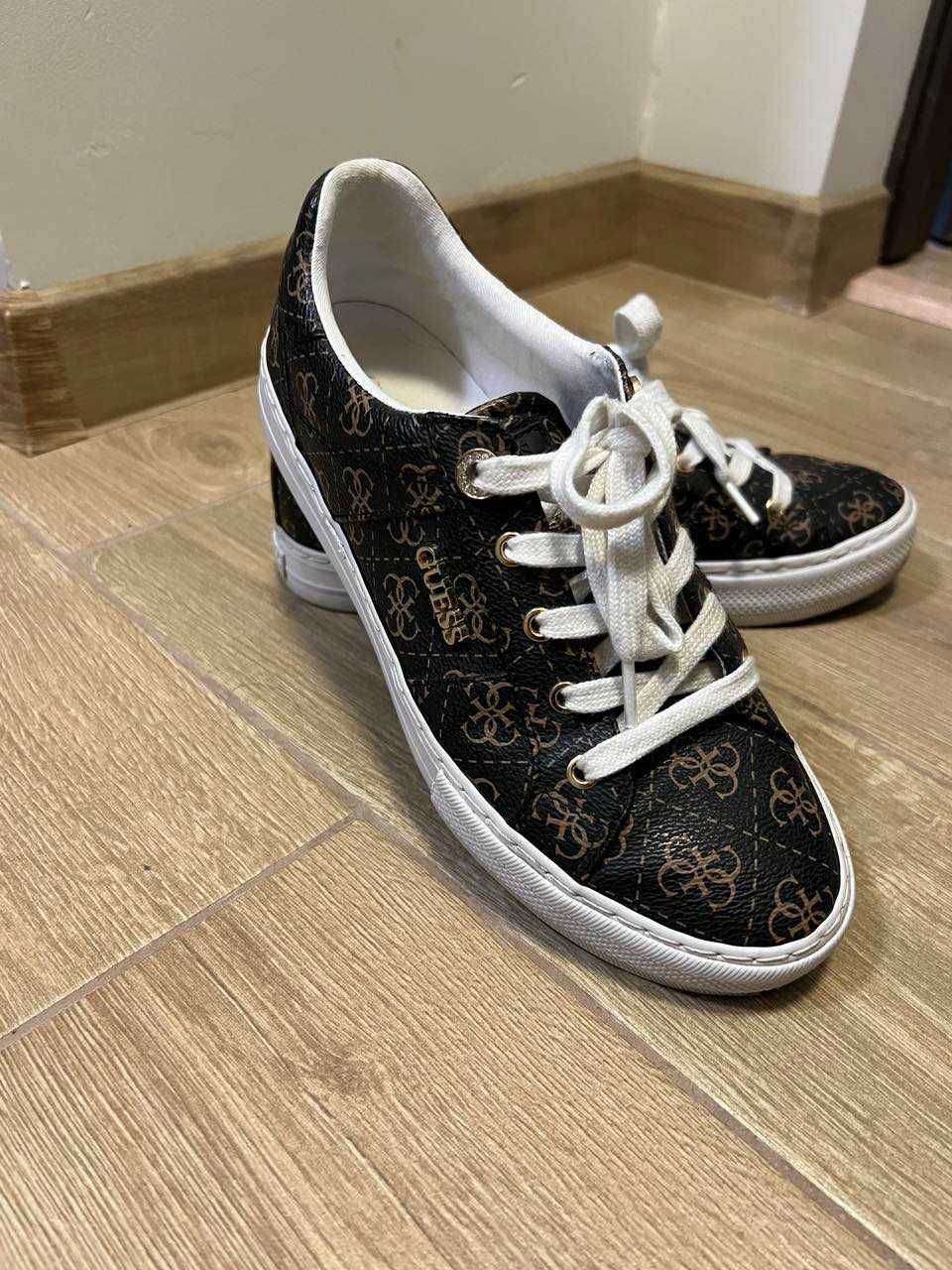Жіночі кеди Guess Loven коричневі 38 розмір (7.5) 24.5 см