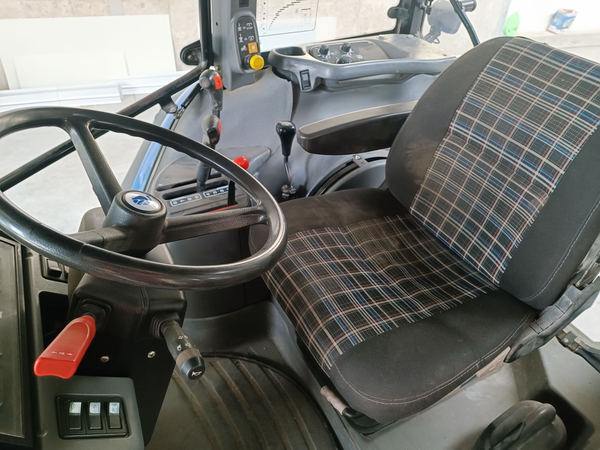 New Holland ts115 ts115A t6070 nh 8340