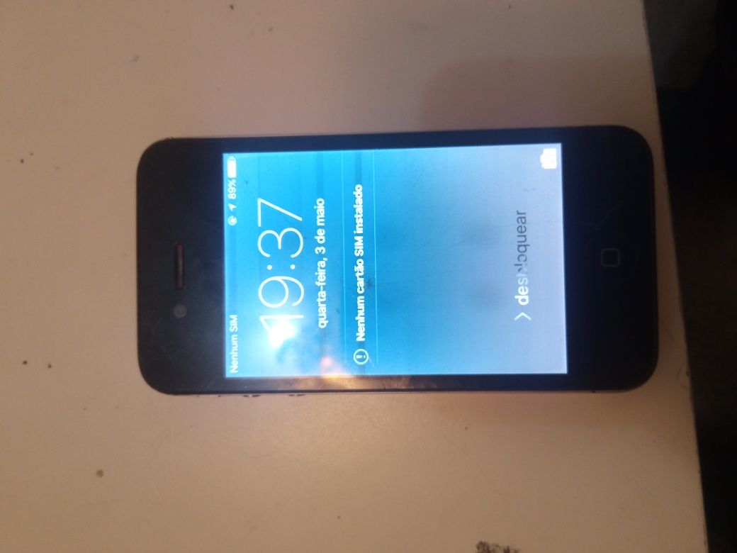iPhone 4 para peças